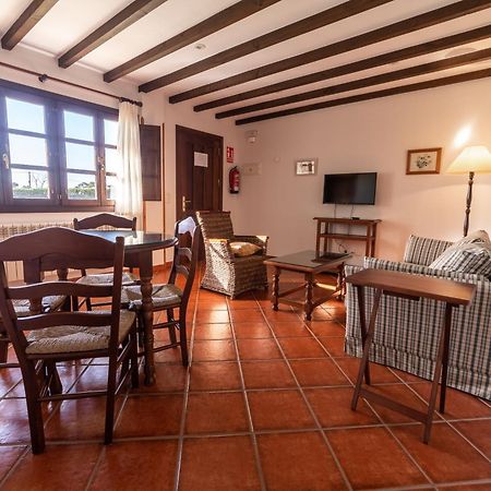 Apartamentos Rurales Antanielles 리바데세야 외부 사진